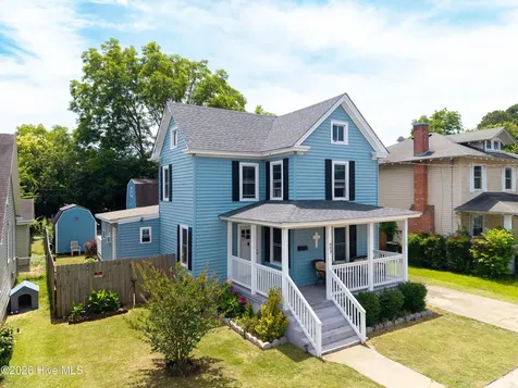 803 Maple Street Elizabeth City NC 27909