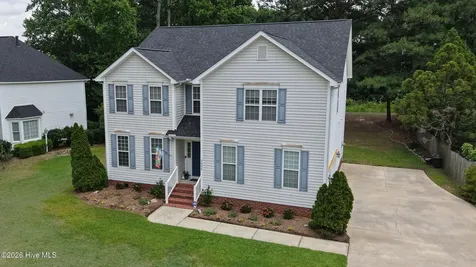 3605 E Baywood Lane E Greenville NC 27834