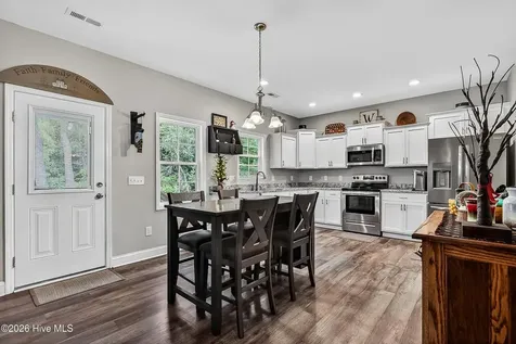 501 Poults Drive Richlands NC 28574
