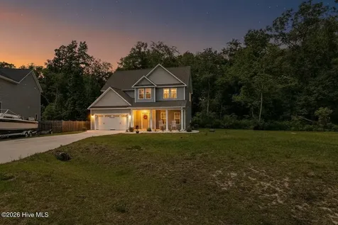 501 Poults Drive Richlands NC 28574