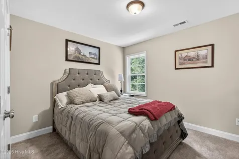 501 Poults Drive Richlands NC 28574