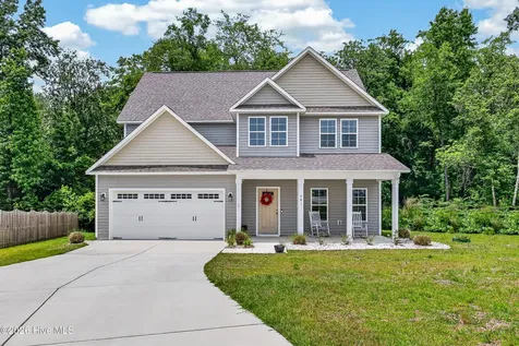 501 Poults Drive Richlands NC 28574