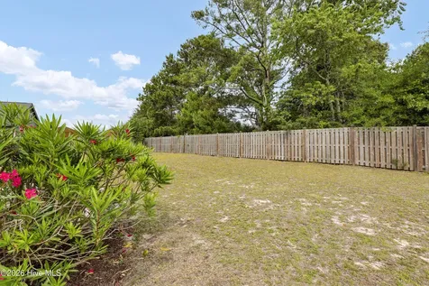 116 Dogwood Lane Hampstead NC 28443