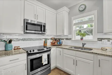 116 Dogwood Lane Hampstead NC 28443