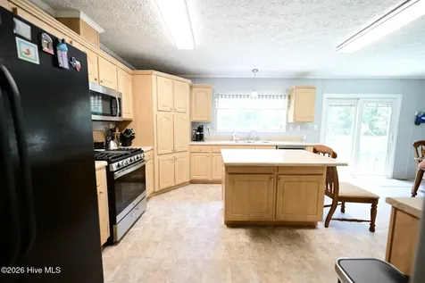 360 Mills Court Jacksonville NC 28540