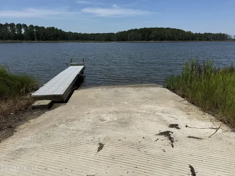 87 Bailey Pointe Drive Belhaven NC 27810
