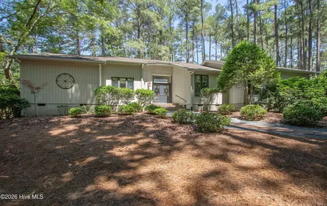 12 Whithorn Court Pinehurst NC 28374