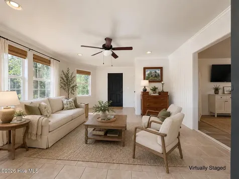 1341 Forest Lake Drive Southport NC 28461