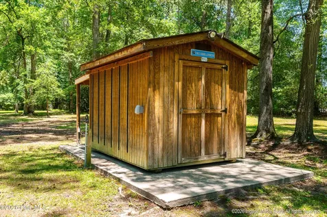 1535 Mclawhorn Farm Road Greenville NC 27858