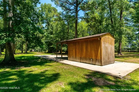 1535 Mclawhorn Farm Road Greenville NC 27858