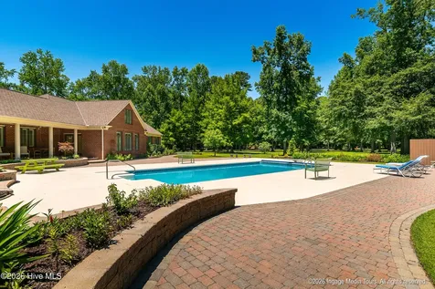 1535 Mclawhorn Farm Road Greenville NC 27858