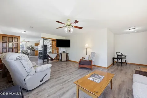 1556 Farrow Fork Road Engelhard NC 27824
