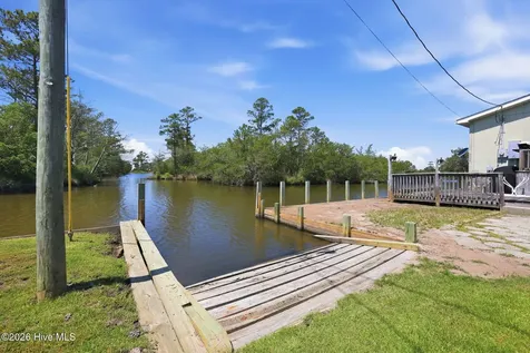 1556 Farrow Fork Road Engelhard NC 27824