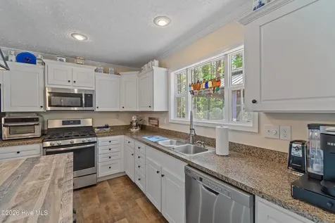 1879 Stanley Road SW Supply NC 28462