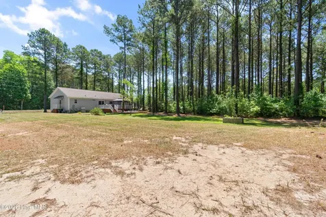 1879 Stanley Road SW Supply NC 28462