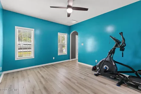 124 Braeburn Boulevard Richlands NC 28574