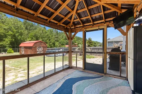 124 Braeburn Boulevard Richlands NC 28574