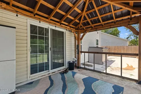 124 Braeburn Boulevard Richlands NC 28574