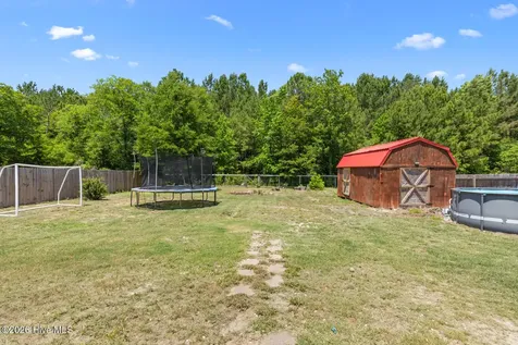 124 Braeburn Boulevard Richlands NC 28574
