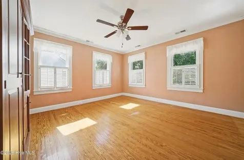 102 W Gale Street Edenton NC 27932
