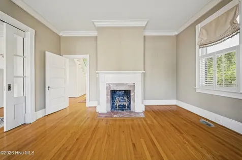 102 W Gale Street Edenton NC 27932