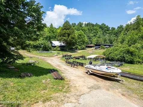 400 Harbor Cove Lane Murphy NC 28906