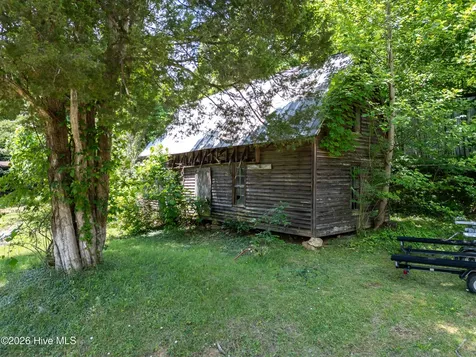 400 Harbor Cove Lane Murphy NC 28906