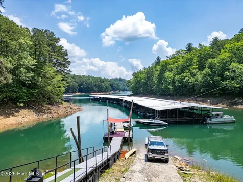 400 Harbor Cove Lane Murphy NC 28906