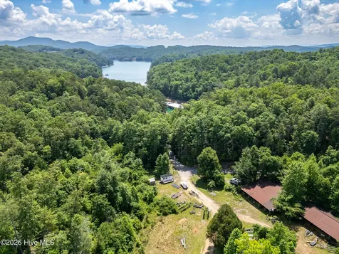 400 Harbor Cove Lane Murphy NC 28906