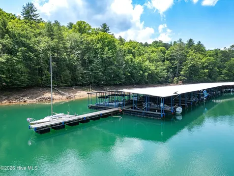 400 Harbor Cove Lane Murphy NC 28906