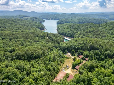 400 Harbor Cove Lane Murphy NC 28906