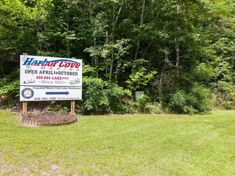 400 Harbor Cove Lane Murphy NC 28906