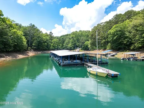 400 Harbor Cove Lane Murphy NC 28906