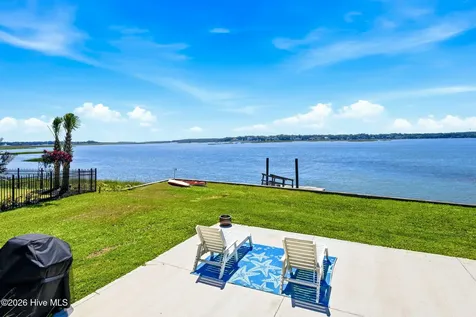 459 Ironwood Drive SE Bolivia NC 28422