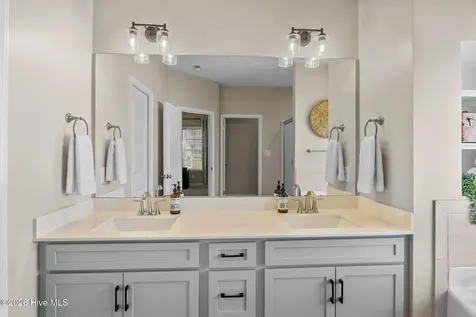 400 Belevue Court New Bern NC 28560