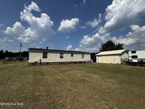 4768 Lobelia Road Vass NC 28394