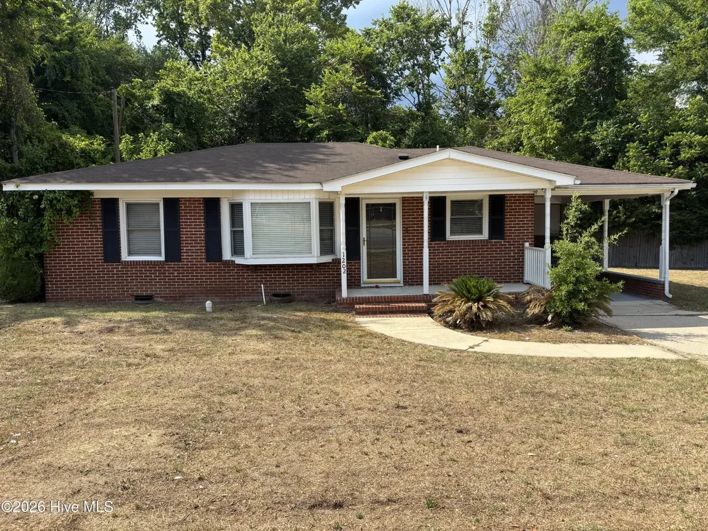 1202 W Howard Avenue Tarboro NC 27886