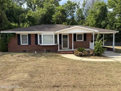 1202 W Howard Avenue Tarboro NC 27886