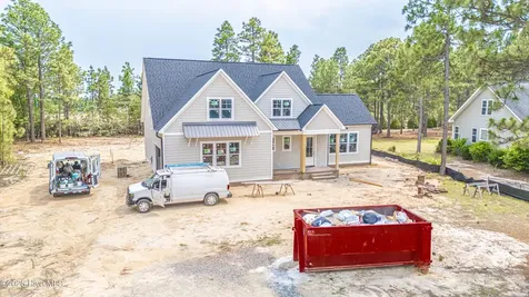 142 Parkwood Court Seven Lakes NC 27376