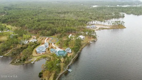 612 Homestead Road Oriental NC 28571