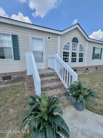 4900 Sidneys Lane La Grange NC 28551