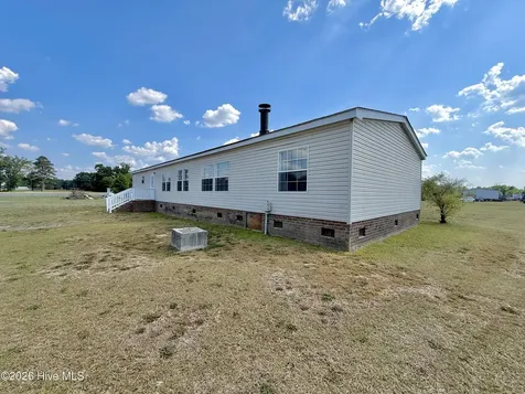 4900 Sidneys Lane La Grange NC 28551