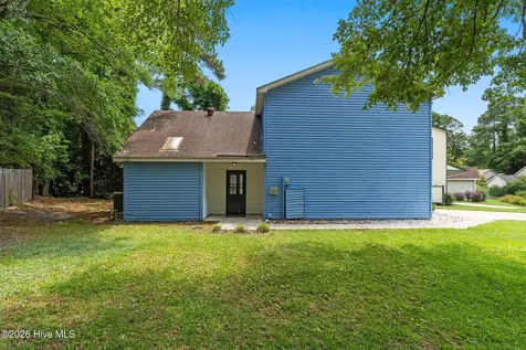 1052 Valley Drive Calabash NC 28467