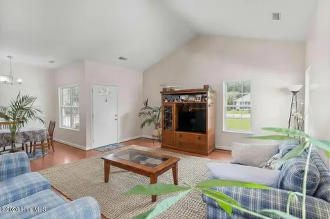 8594 Orchard Loop Road NE Leland NC 28451