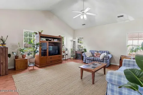 8594 Orchard Loop Road NE Leland NC 28451