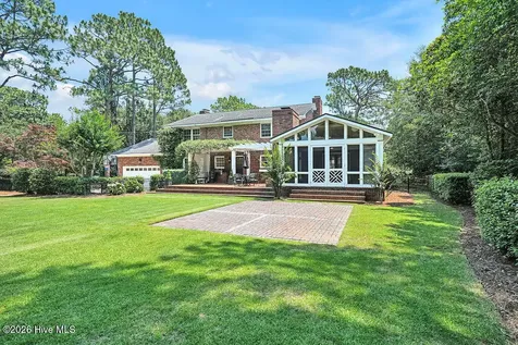 2202 S Live Oak Parkway Wilmington NC 28403