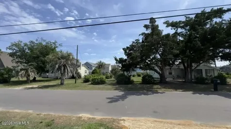 413 Spartanburg Avenue Carolina Beach NC 28428