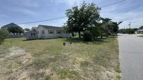 413 Spartanburg Avenue Carolina Beach NC 28428