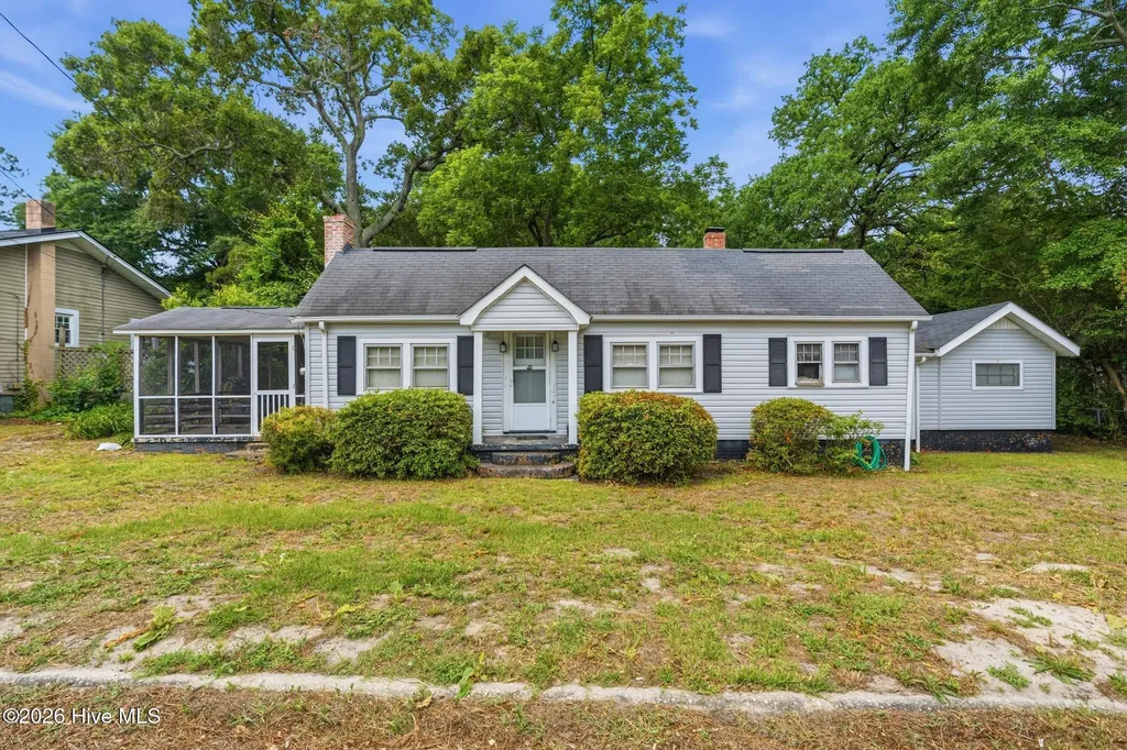704 E Hamlet Avenue Hamlet NC 28345