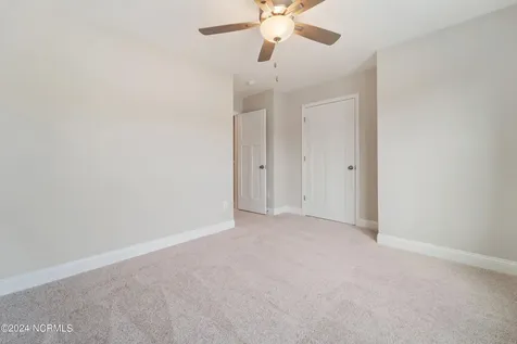 611 Jacks Crossing Drive Hubert NC 28539